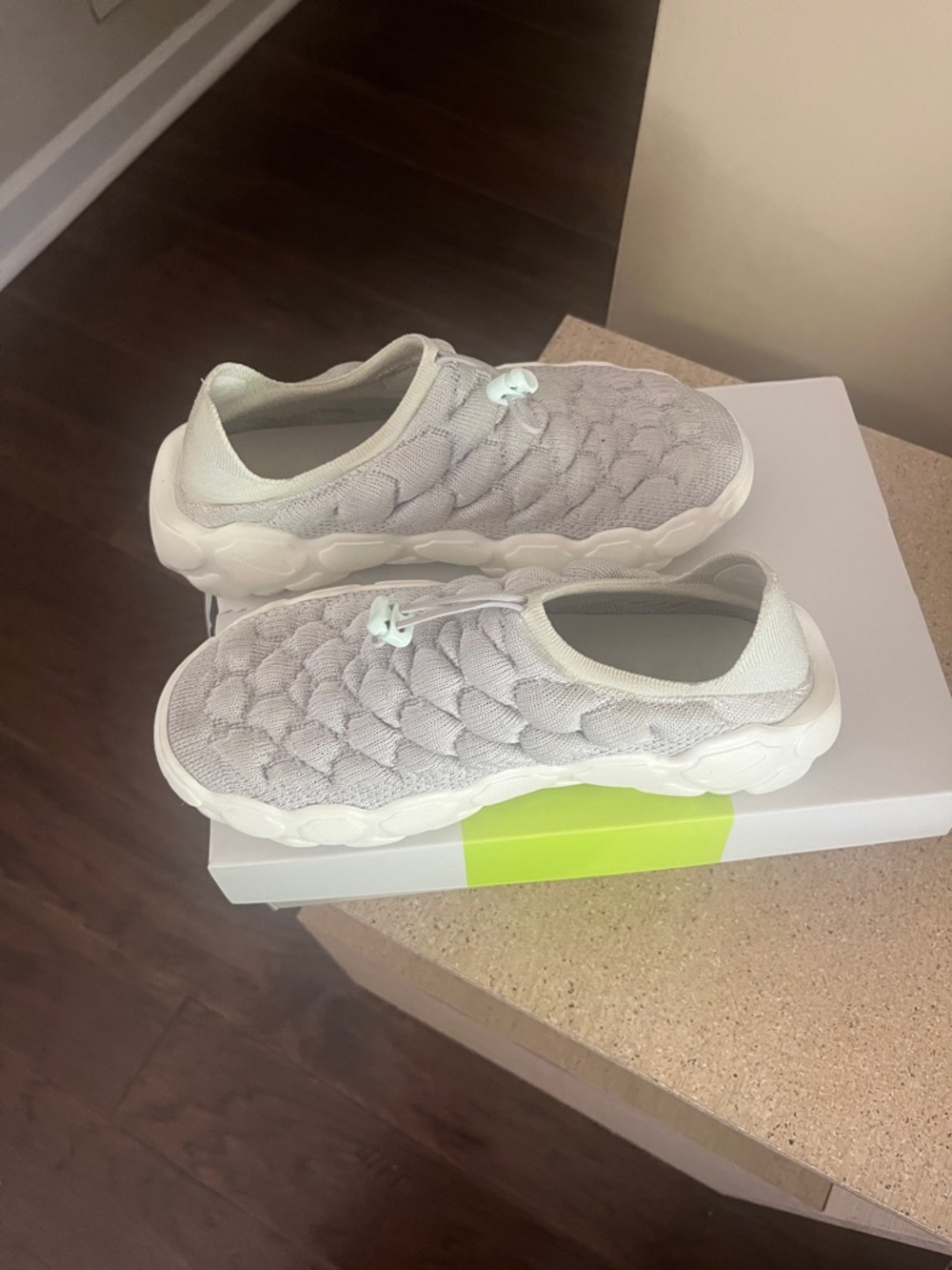 Women’s Slip-On Athletic Sneakers - Light Gray